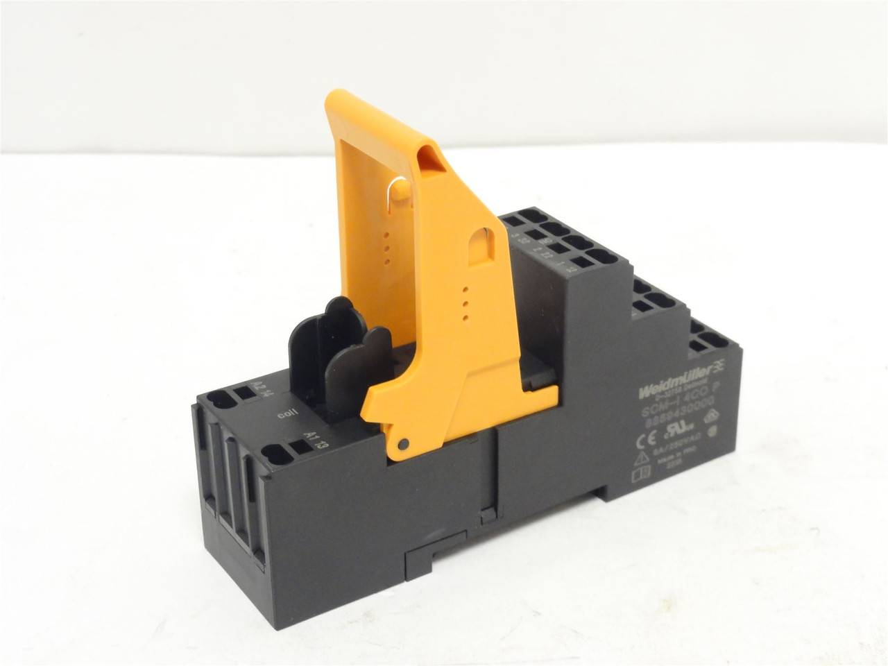 Weidmuller SCM-I; PC Board Mount Relay Socket; 6A; 250VAC