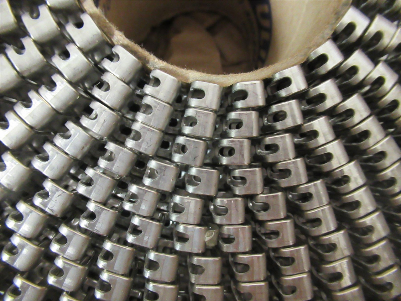 Cambridge T3044/PTP428211IL; Pactitin Wire Belt 4"W x 25'L
