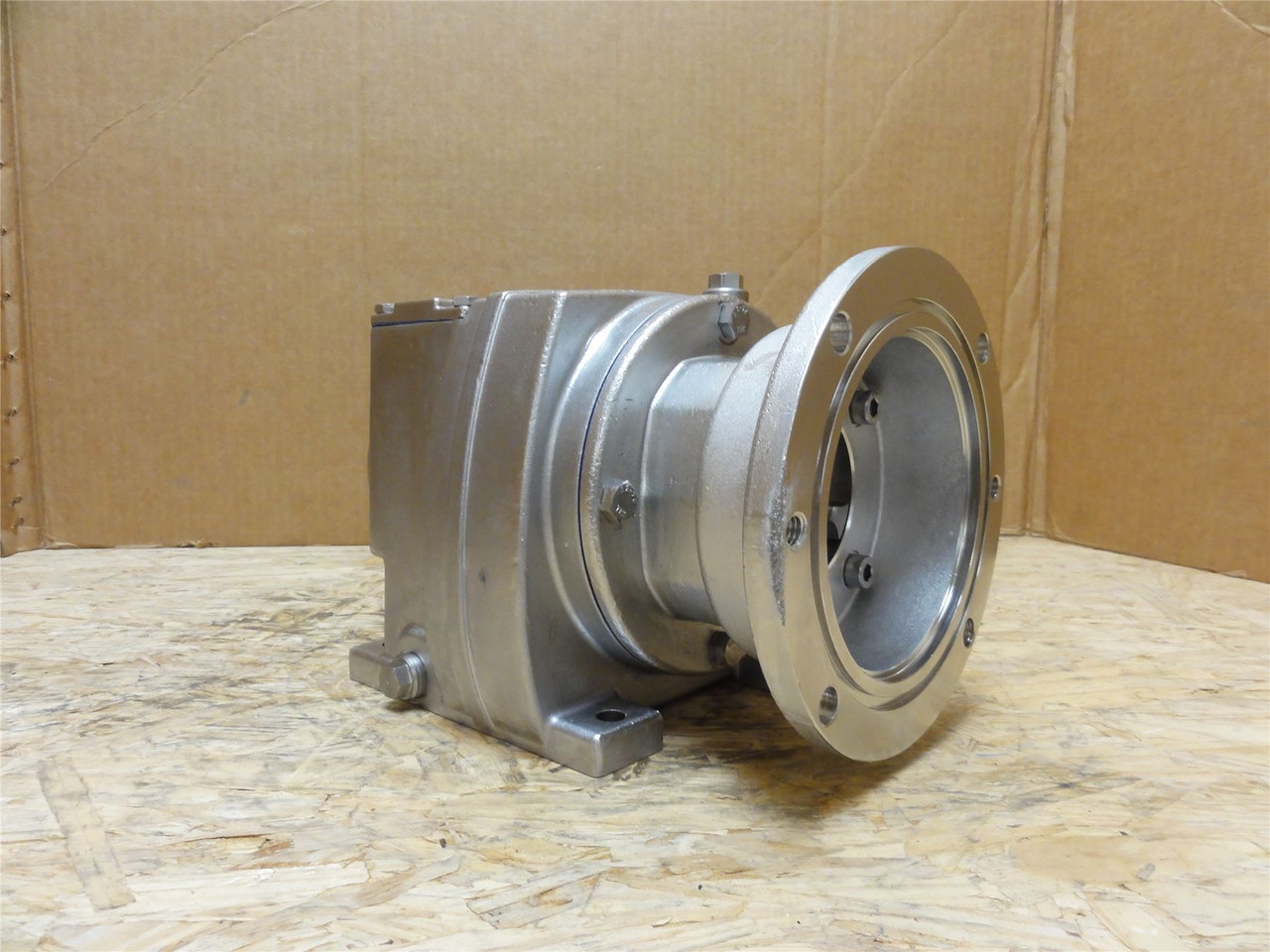 Sterling SSR0402AC6.356; Inline Reducer; 6.3:1 Ratio; 4.71HP