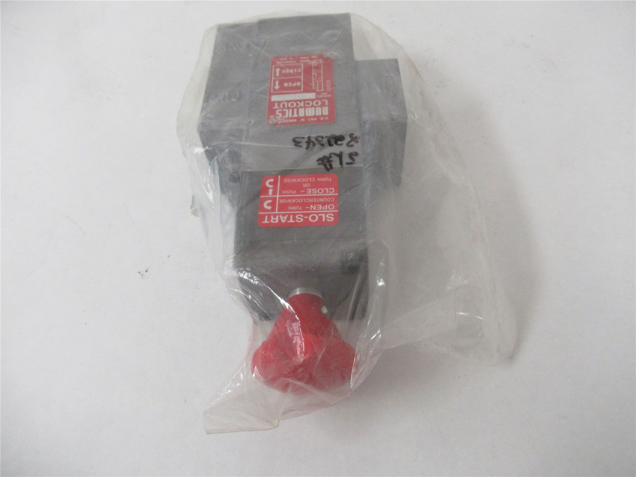Numatics VT40N12X; Pneumatic Valve Lockout 1.5" NPT 10 Bar
