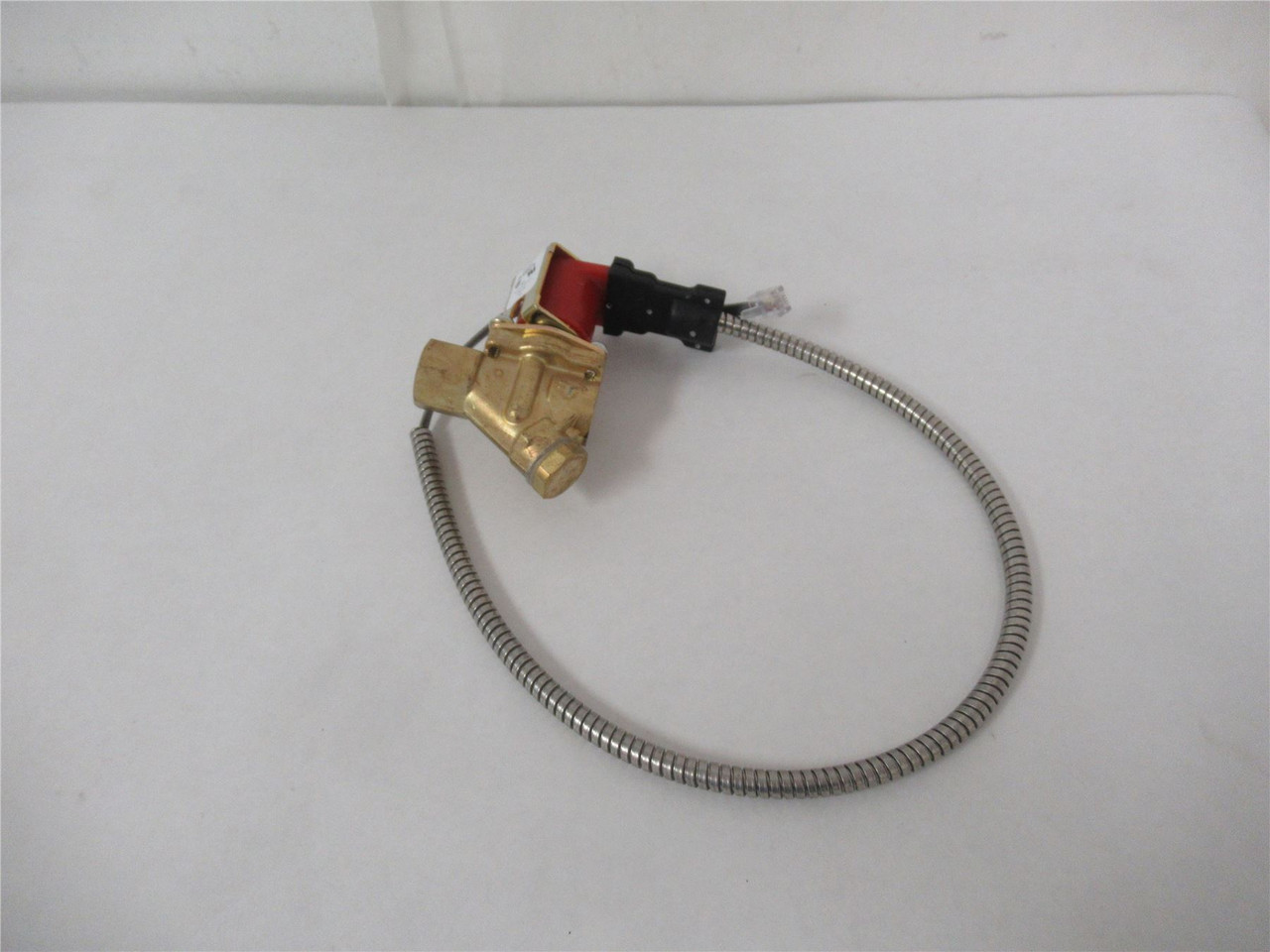Robert Shaw K-77634; Water Solenoid Valve 24V-DC 3/8" NPT