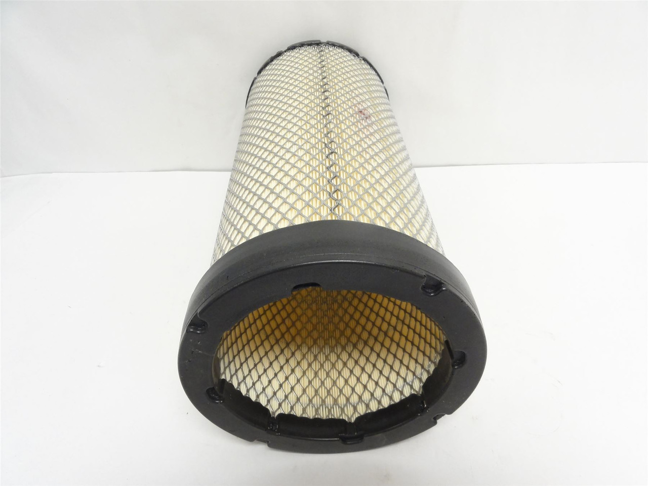 Baldwin RS3519; Axial Seal Air Filter Element; 14-13/32" Long