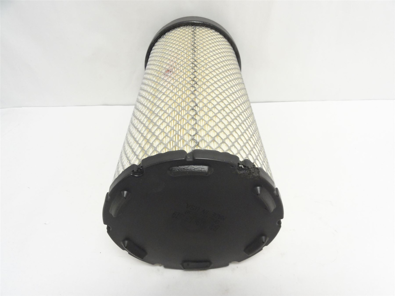 Baldwin RS3519; Axial Seal Air Filter Element; 14-13/32" Long