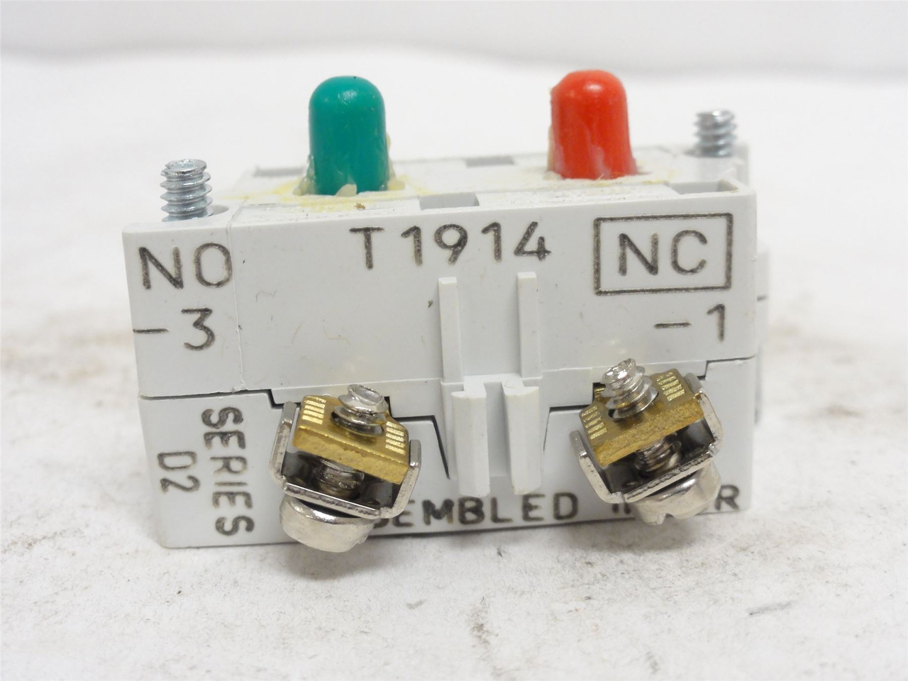 Eaton 10250T1; Pushbutton Contact Block 1-NO/1-NC; 690VAV
