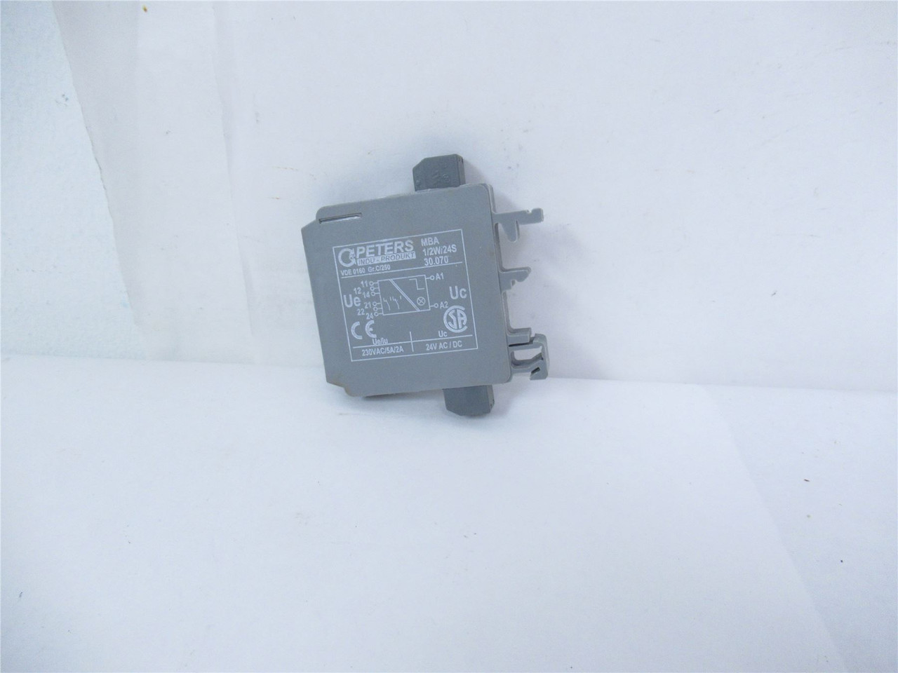 Peters MBA1/2Wi24S; Relay 3-Pole 230VAC 5A/2A Coil 24VAC/DC