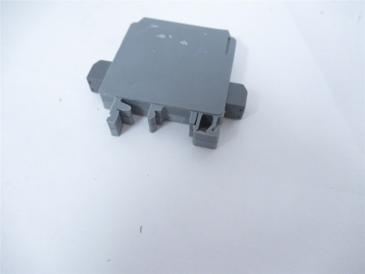 Peters MBA1/2Wi24S; Relay 3-Pole 230VAC 5A/2A Coil 24VAC/DC