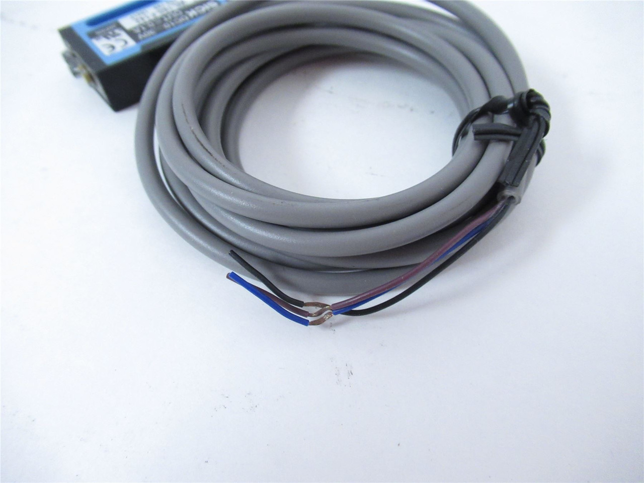 SICK WL160-F142; Photoelectric Sensor 0-6.5M RANGE 10-30 VDC