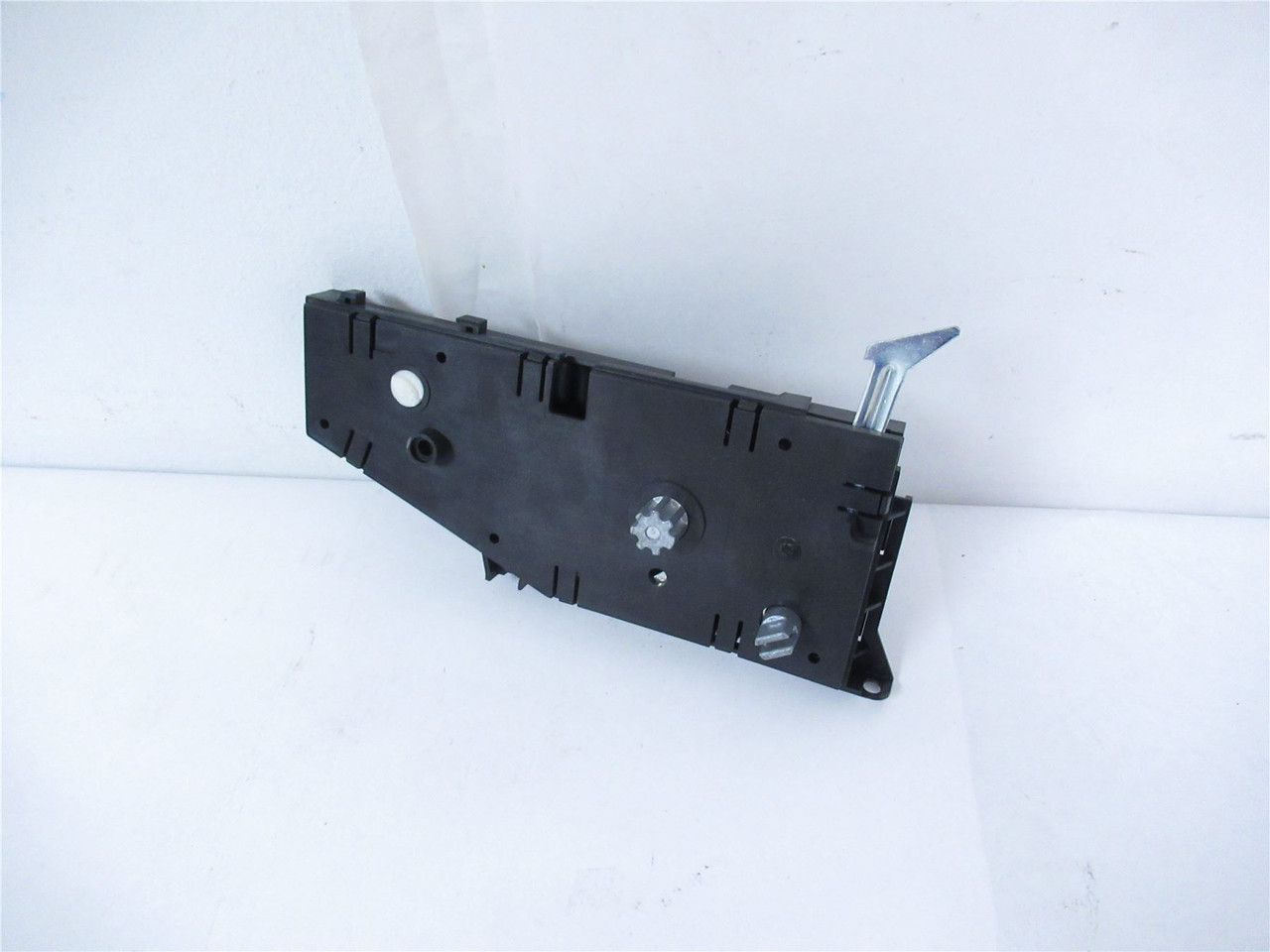 MFG 40566-469-50; Loin Pull Disconnect Arm