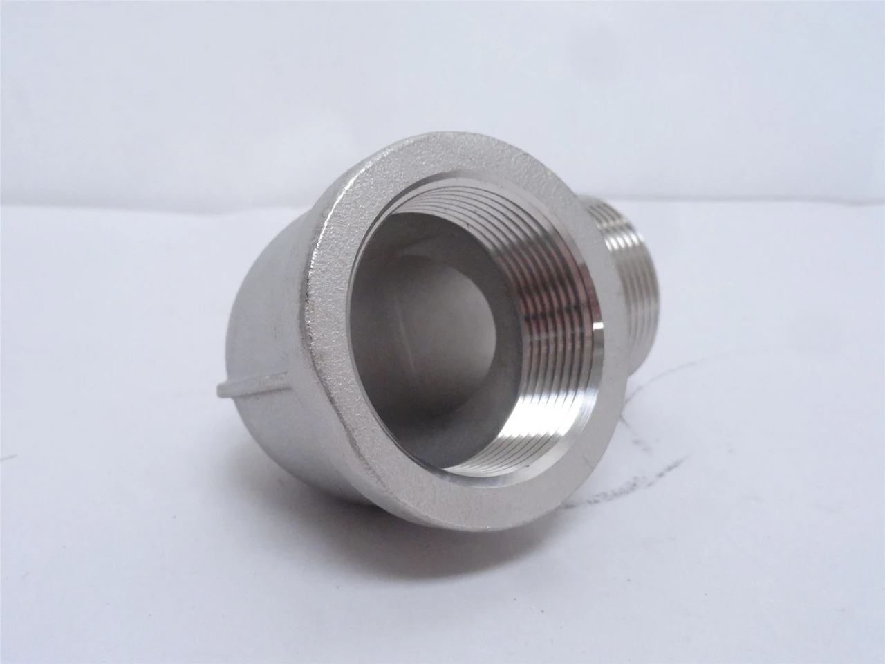 Industry-Std 1LTW1; Street Elbow; 90Deg; SS-304; 1-1/2NPT