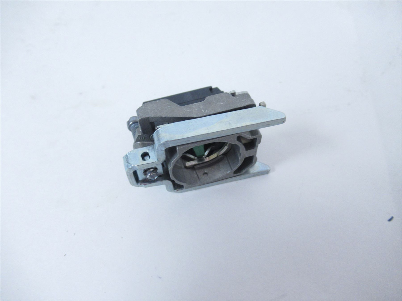 Schneider ZB4-BZ101; Single Contact Block w/Mounting Base 1NO