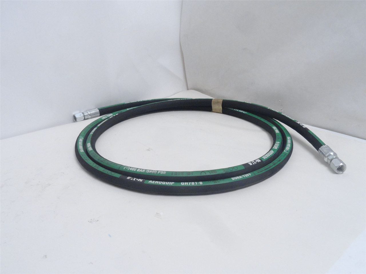 Eaton GS94185REVB; Hose Assy; 10' Long; 3/8 JIC x 3/8 JIC