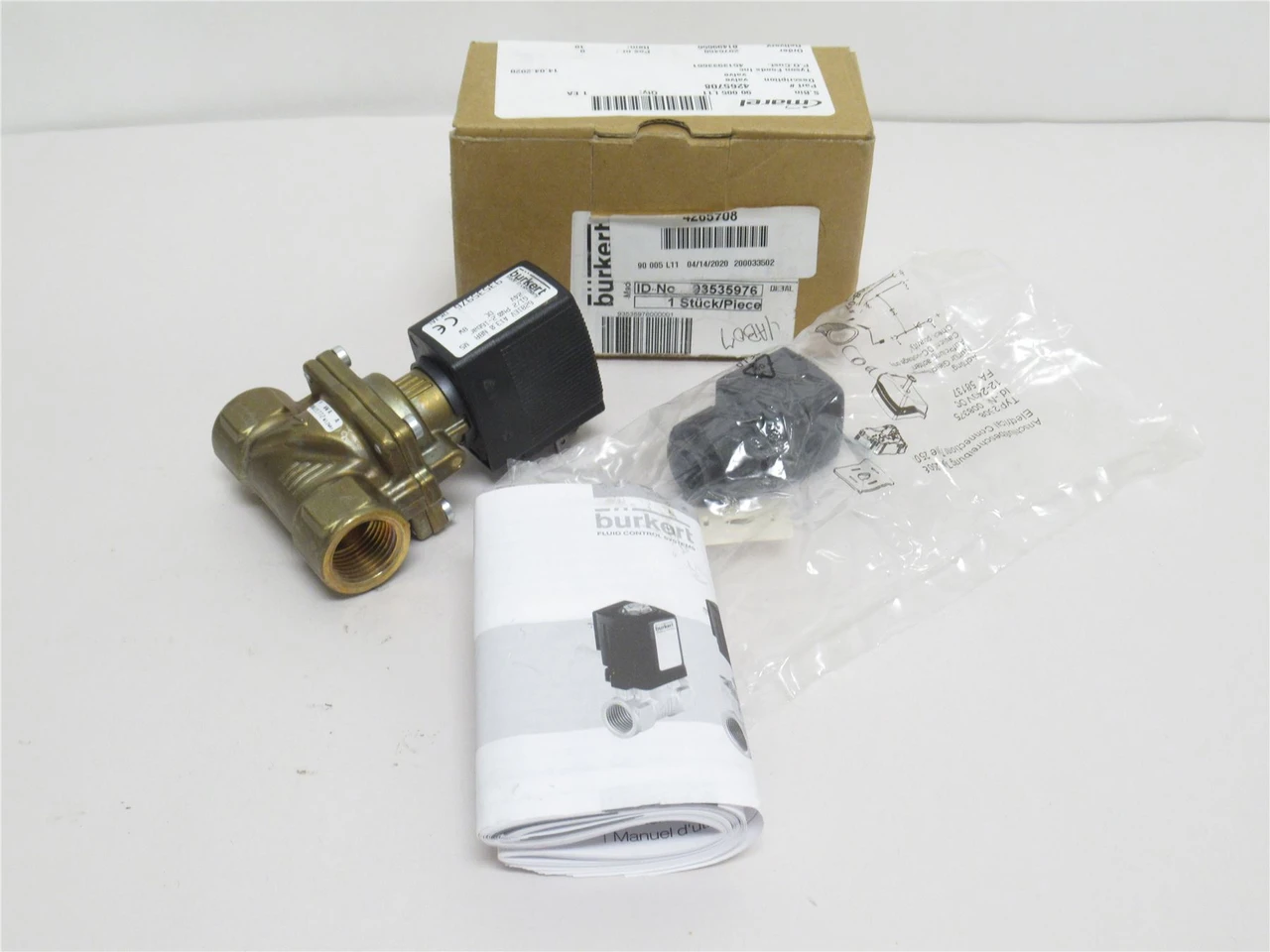 Burkert 93535976; Solenoid Valve; G1/2; 24VDC; 2-16BAR