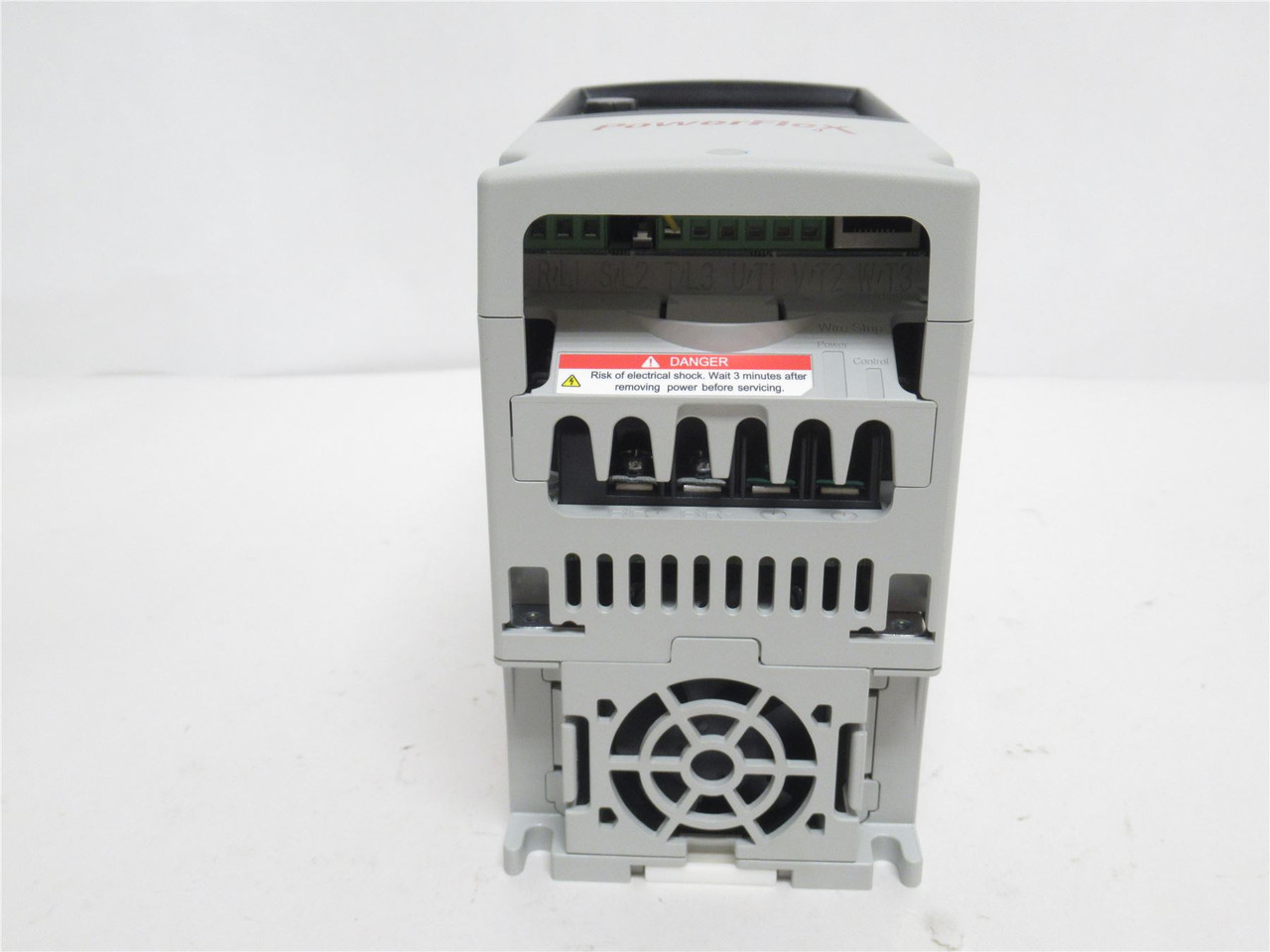 Allen-Bradley 22A-A4P5N104; AC Drive 1HP 240VACIN-1ph OUT-3ph