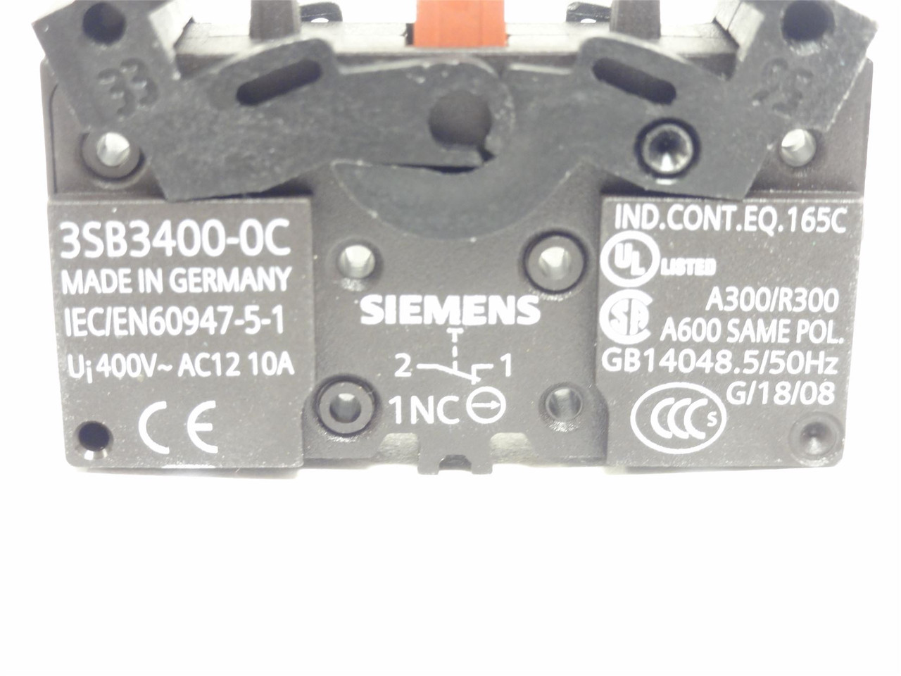 Siemens 3SB3400-0C; Contact Block; 10A; 300VAC/DC; 1-NC