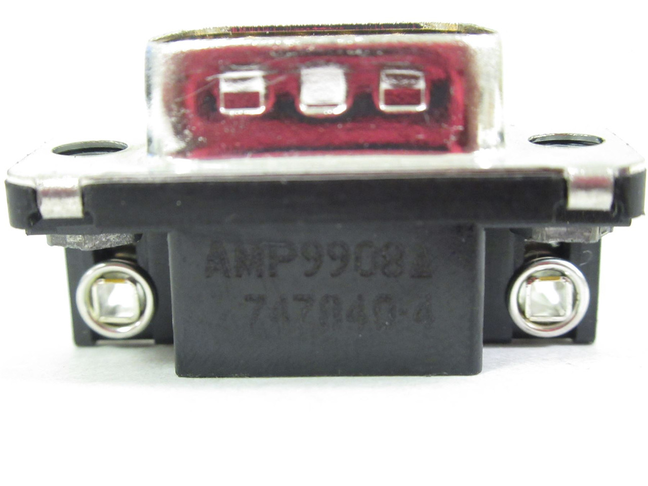TE Connectivity 747840-4; Lot-5 D-Sub Connector; 9 Position