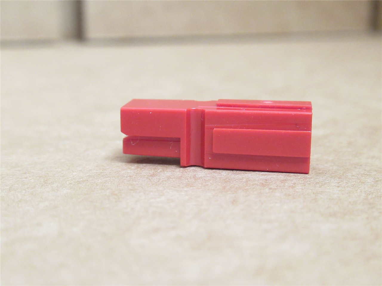 Anderson 1327; Lot-10; Connector Housing; Red; 1 Position