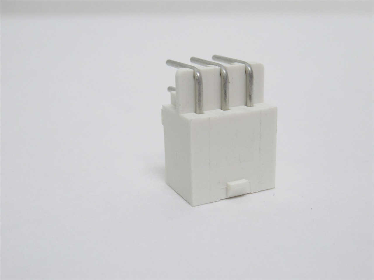 AMP 1-770969-0; Lot-10; Header Connectors; RA; 10Pos; 600V