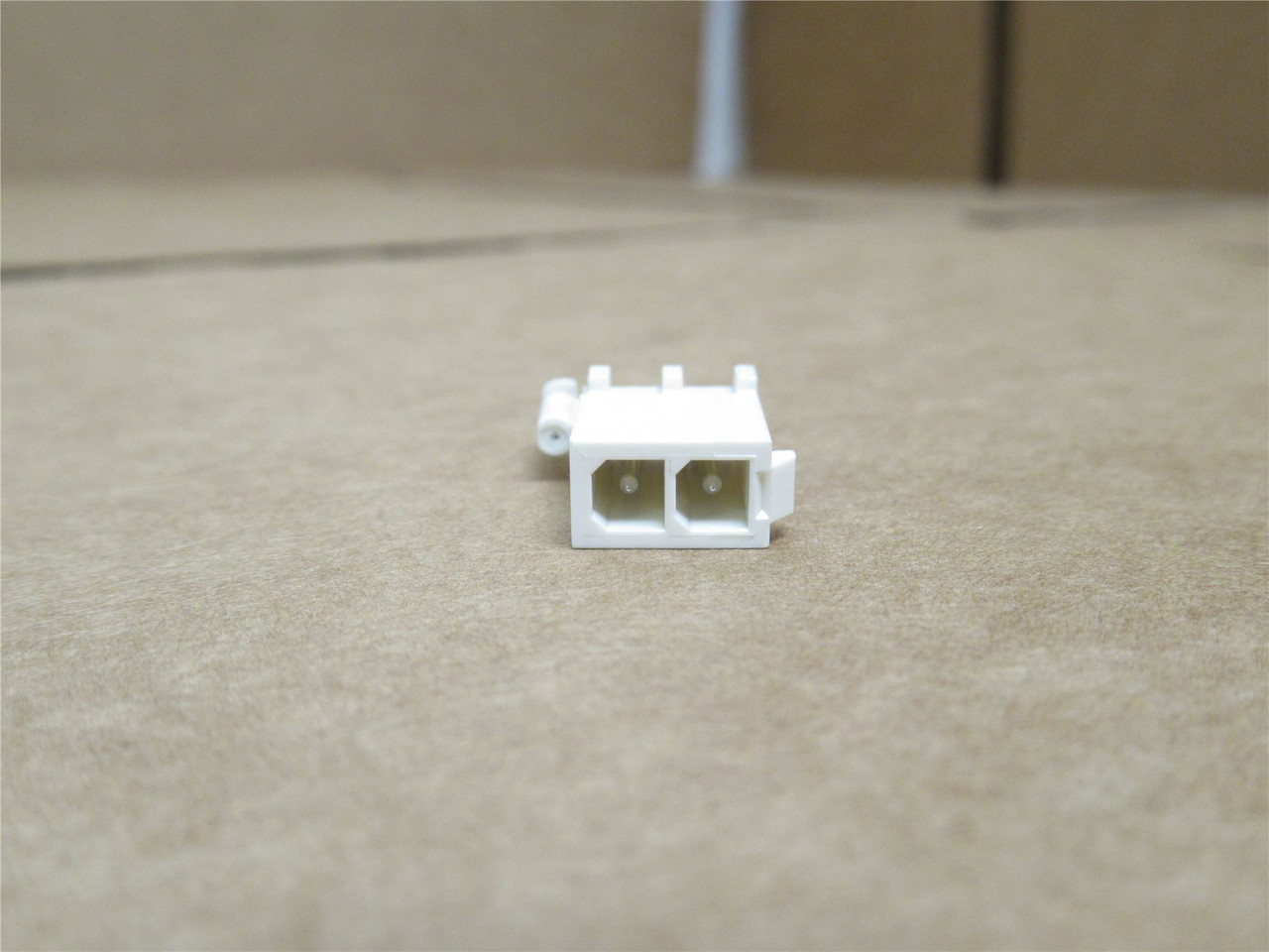 AMP 1-770166-1; Lot-10 Connector Header 2Pos; 1-Row; 600V