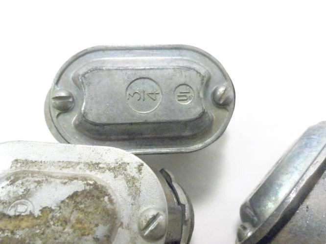 Halex 41337; LOT_4 Conduit Elbow; Threaded; 3/4" M-F