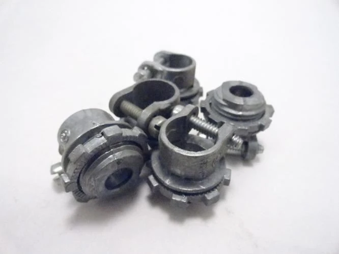 T&B XC-269; Lot-5 Conduit Fittings; 3/8" Size