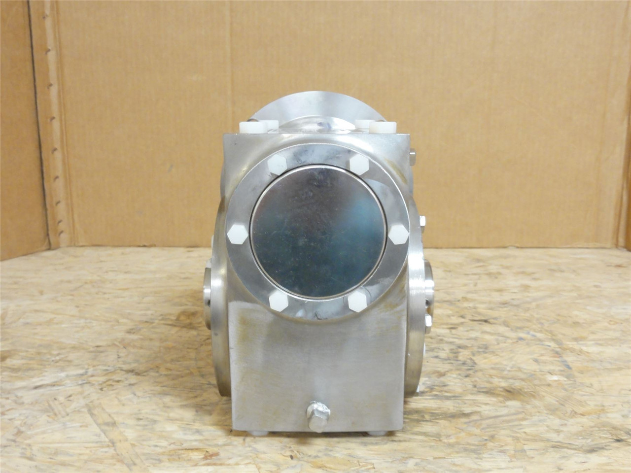 Grove Gear SS-HMQ-824-5-H1-56-20; Gearbox S243043320 5:1 Ratio