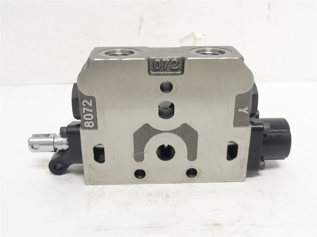Bright Coop 201004; Gresen Section Valve; 4/MACH