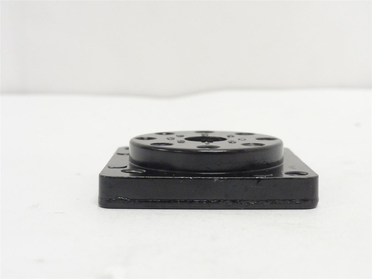 Clippard R-111; Panel Mounting Subplate