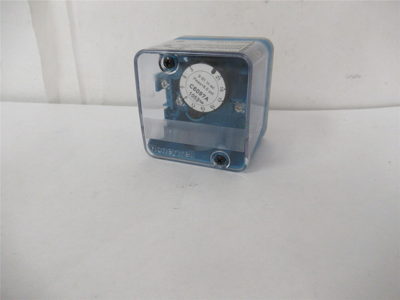 Honeywell C6097A; Gas Limit Pressure Switch 3-21"WC