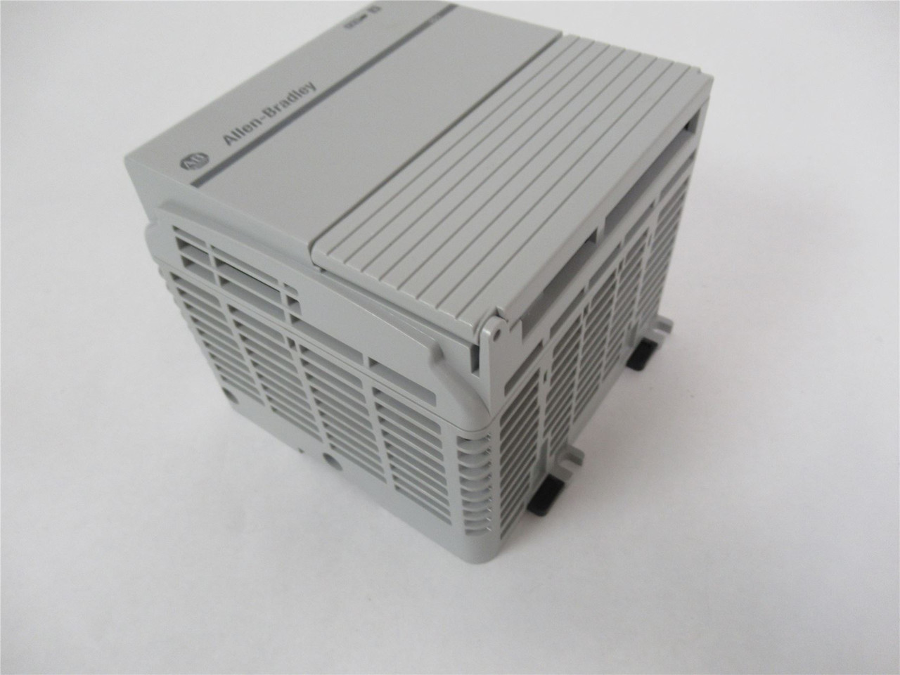 Allen-Bradley 1768-PB3; Power Supply VDC INPUT 24 VDC Output