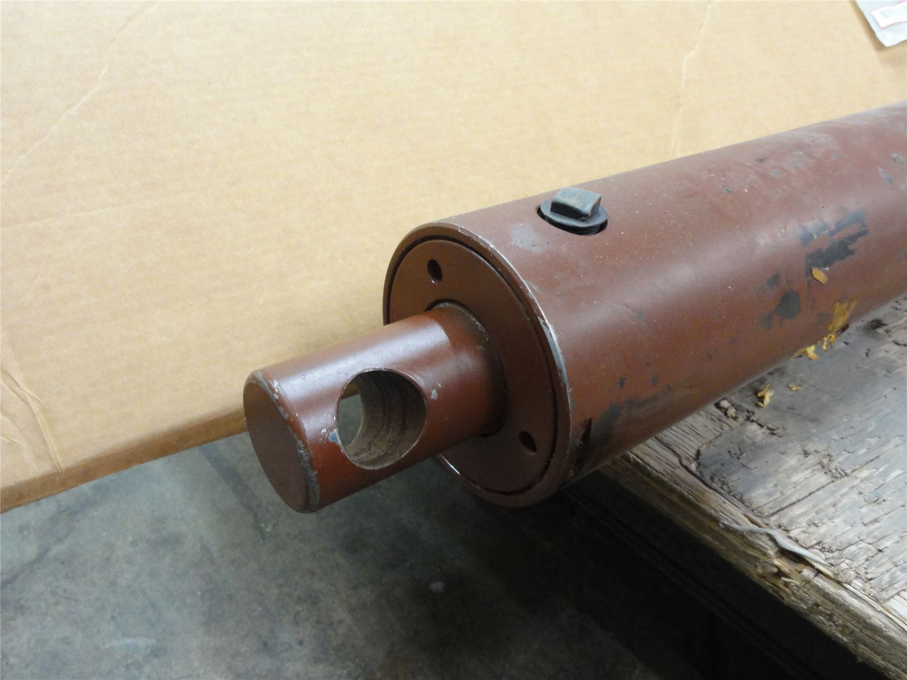 SP Industrial 51191; Hydraulic Cylinder SCS2235 4.5"OD x 48?"S