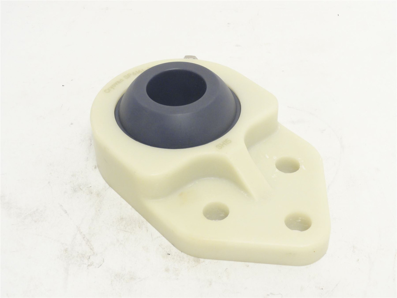 Cryovac SP6161-07; Flange Bearing; 1-1/4"ID; 3-Bolt Bracket