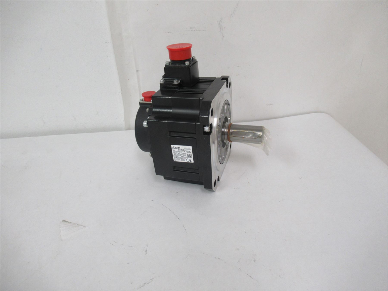 Mitsubishi HG-SR52K; Servo Motor  0.5 KW 2000 R/MIN