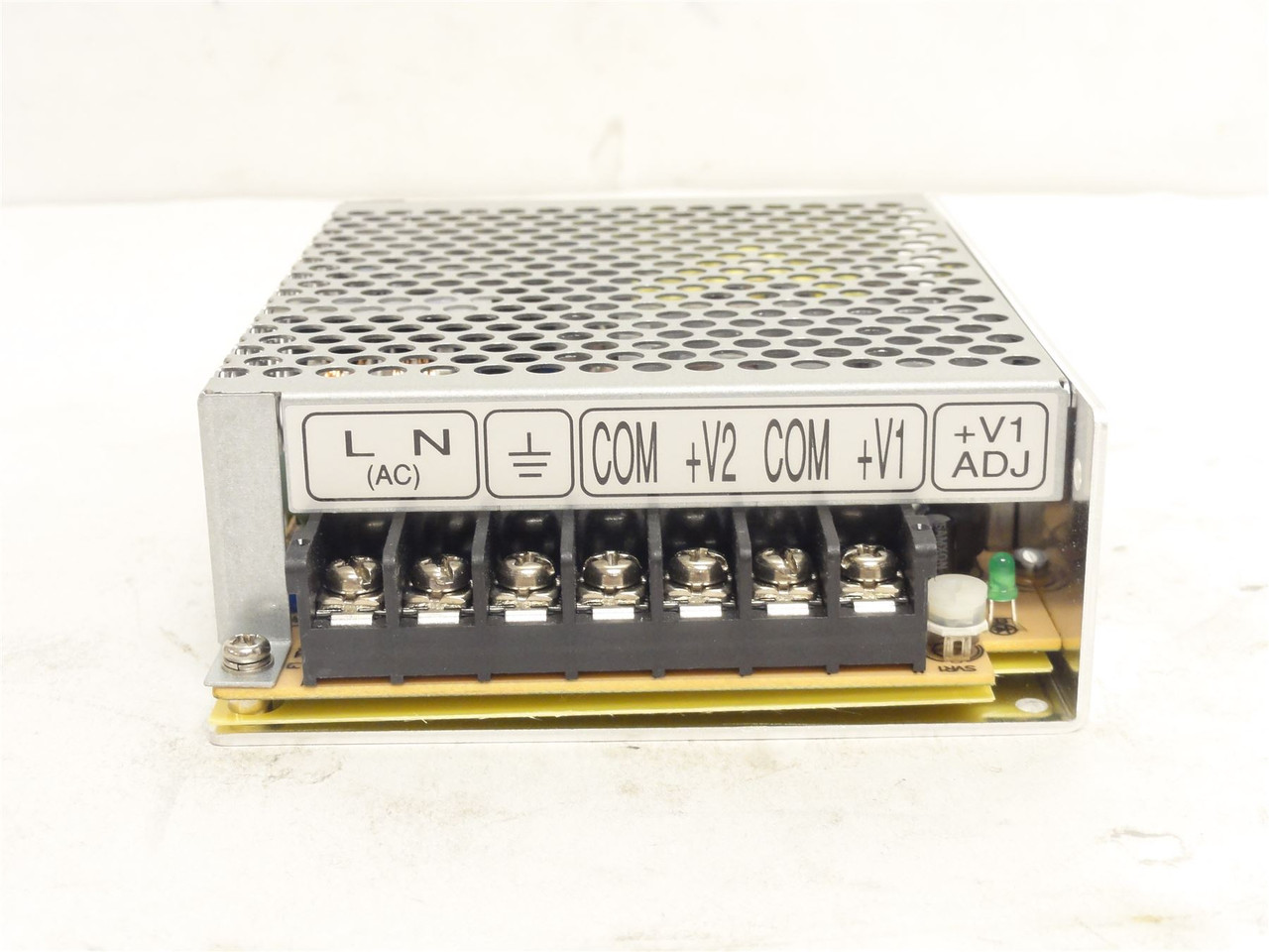 Mean Well RD-65A; Power Supply 100-240VAC In; 5-12VDC Out