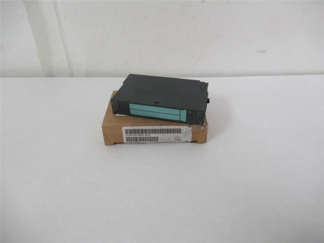 Siemens 6ES7134-4NB51-0AB0; Logic Module 15mm  Width