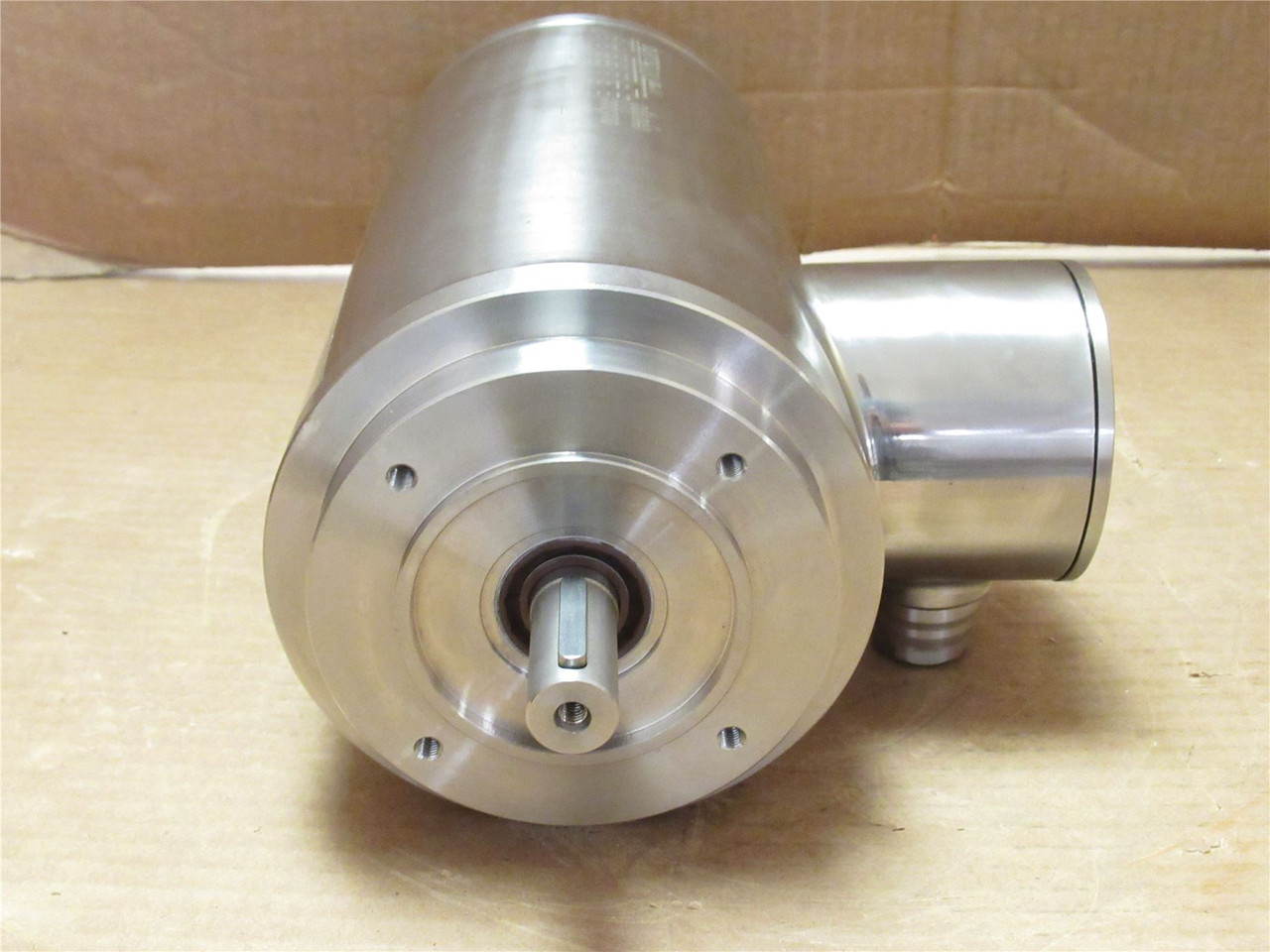 Dertec FP2SS8026B14ATENV; AC Motor; SS; 0.55kW; 480V; 1130RPM