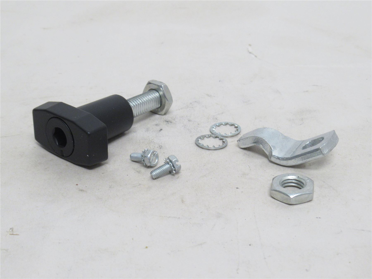Southco E3-66-25; Compression Latch; 1/4 Turn; Zinc Alloy