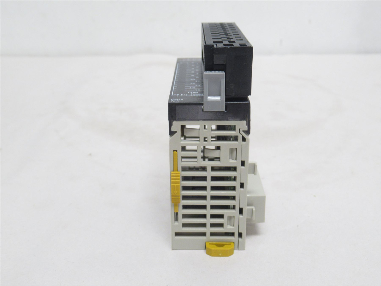 Omron CJ1W-ID211; Input Module Unit; 7mA; 24VDC; 16-Digital
