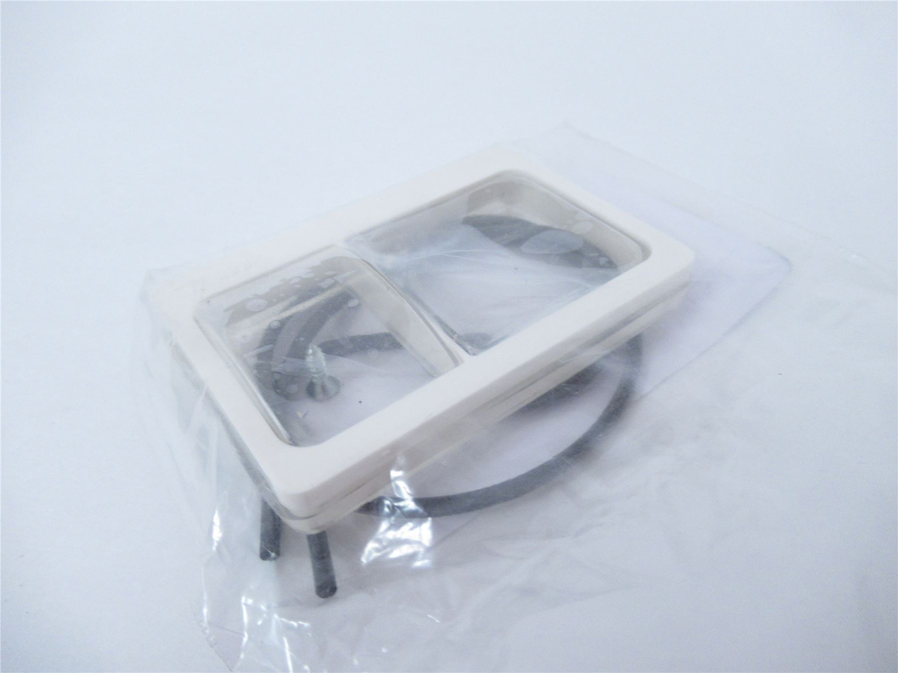 Schneider GV2 E01; Sealing Kit Enclosure Accessory