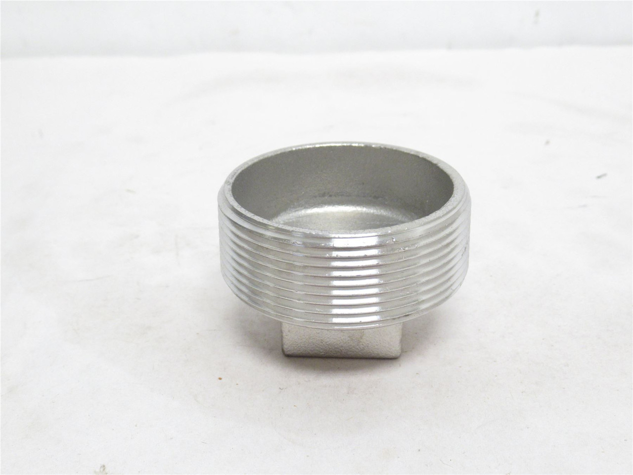 MFG- 40SQ112N020; Square Head Plug; SS-304; 2NPT
