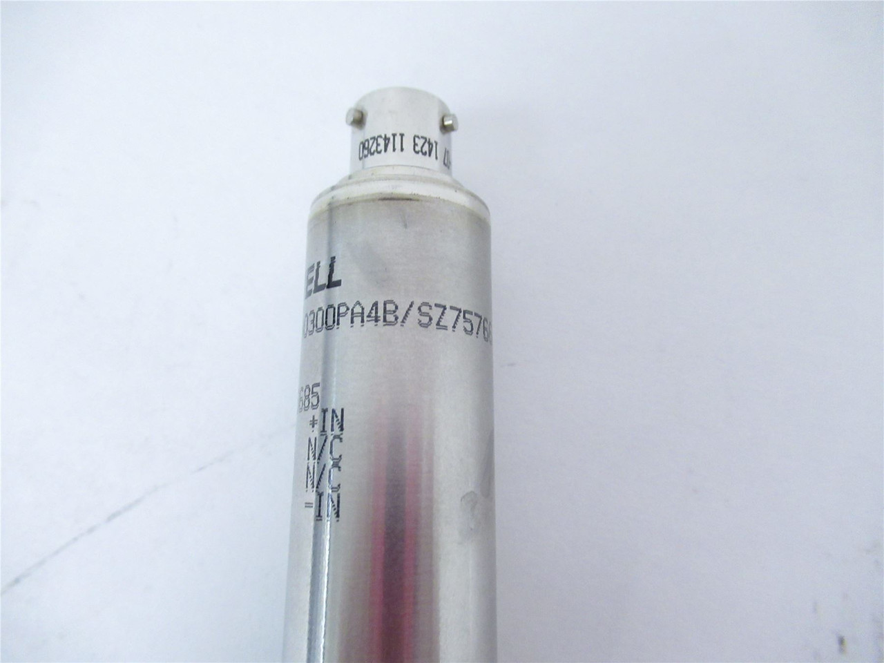 Honeywell SPTmA0300PA4B; Pressure Sensor 300 psi 24 VDC 1/8"