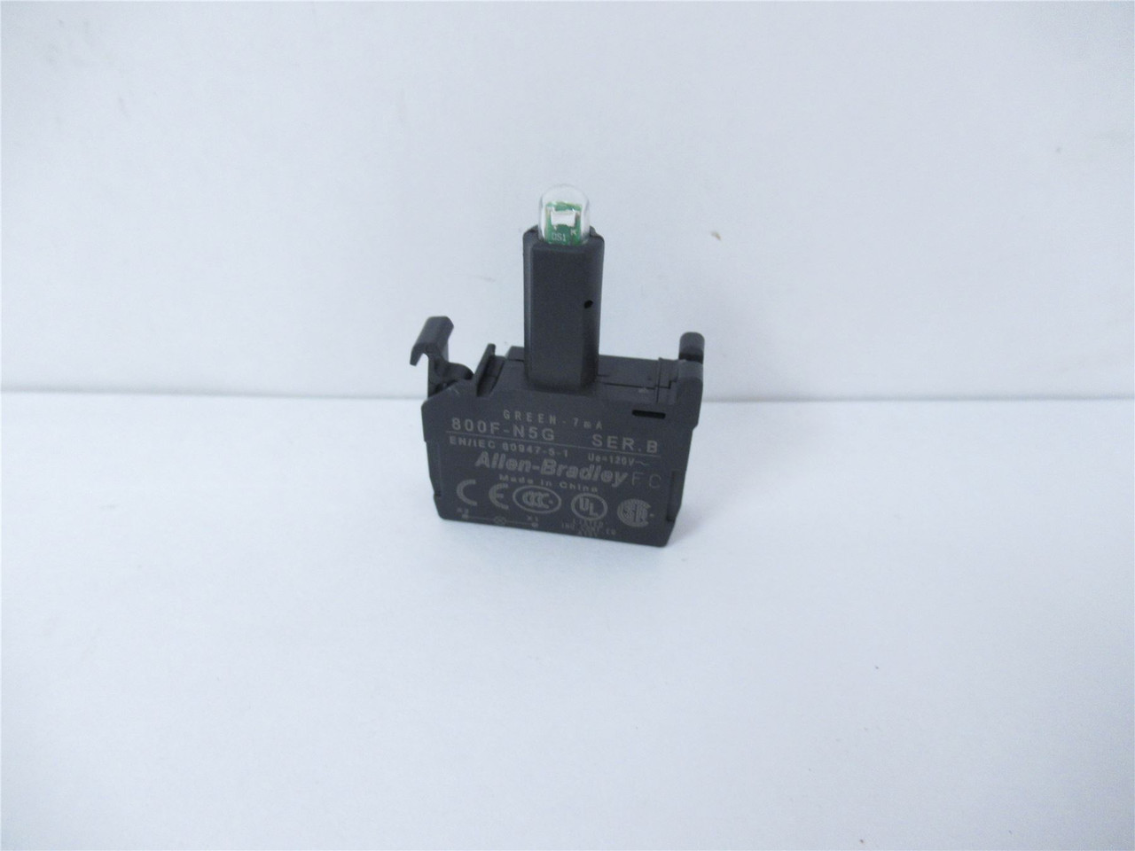Allen-Bradley 800F-N5G; Module Lamp Module LED 120V AC; Green