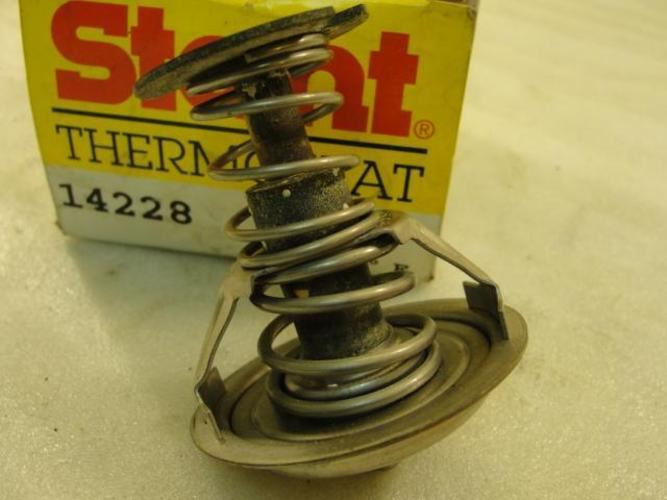 Stant 14228; Thermostat 180 Degrees F