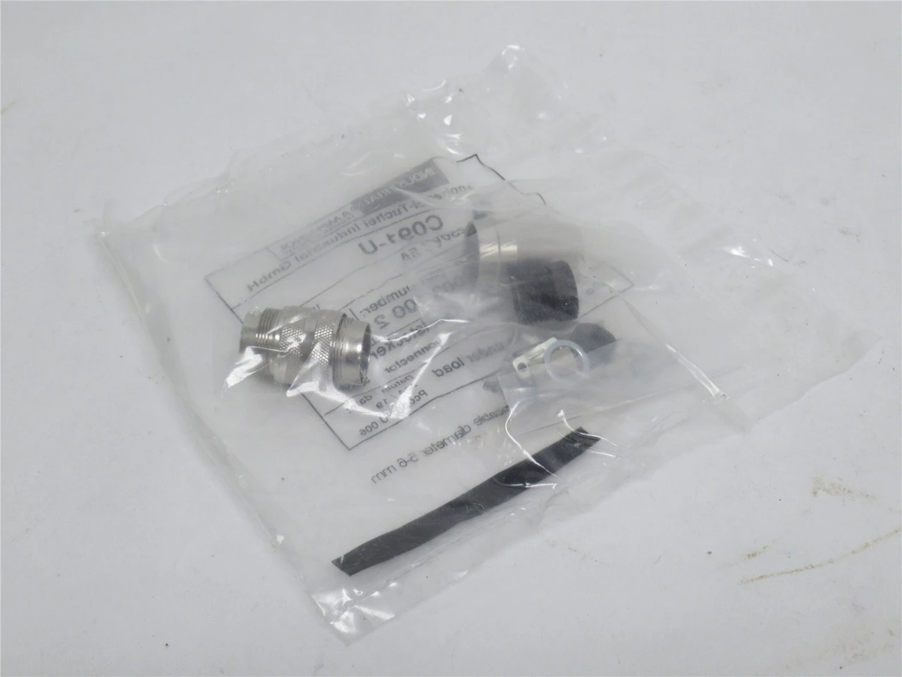 Amphenol C091-31H005-100-2; Circular Connector;  5 Contacts