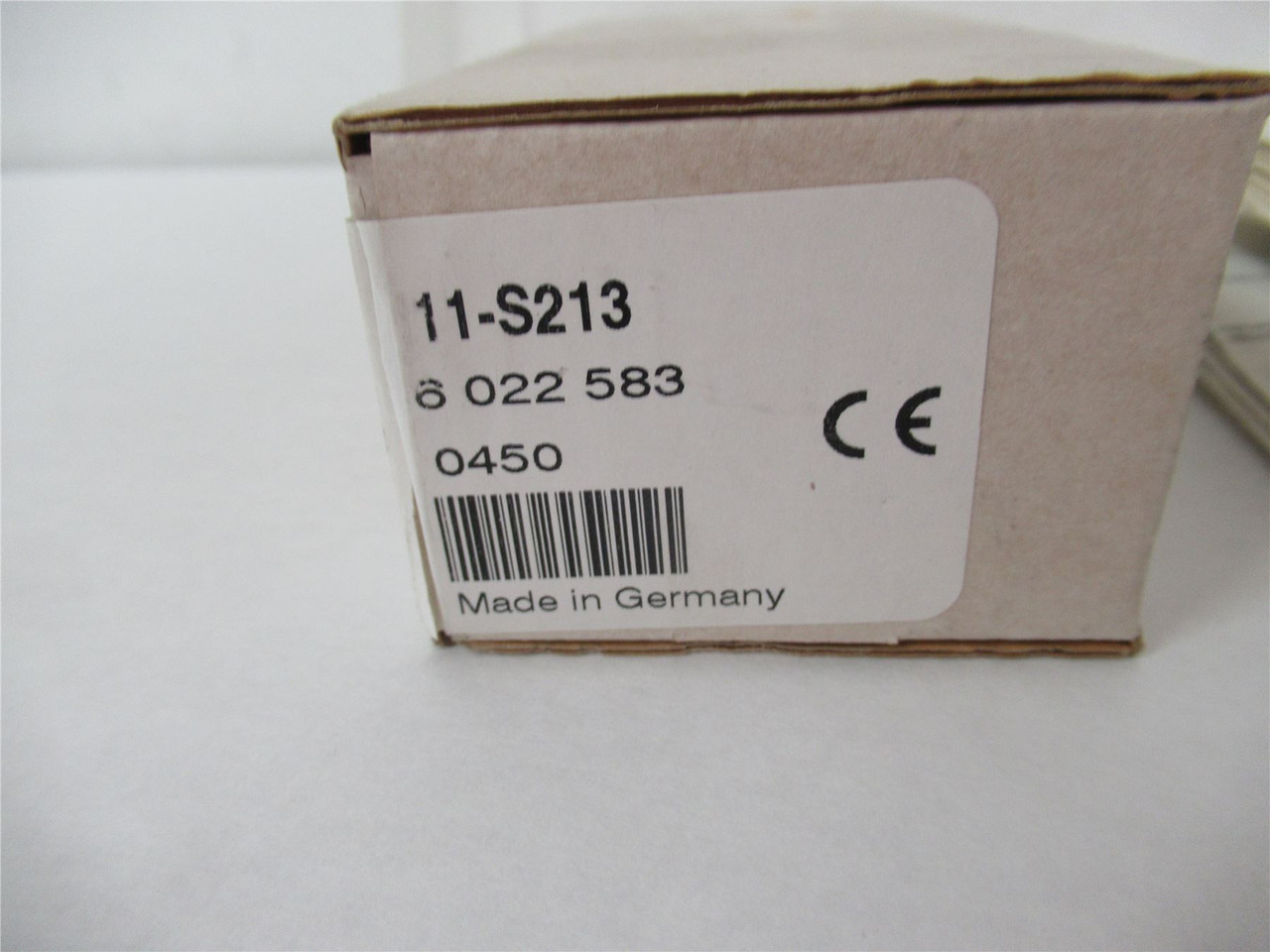 SICK 11-S213; Safety Switch  15AC 13 DC 2 NC 1 NO