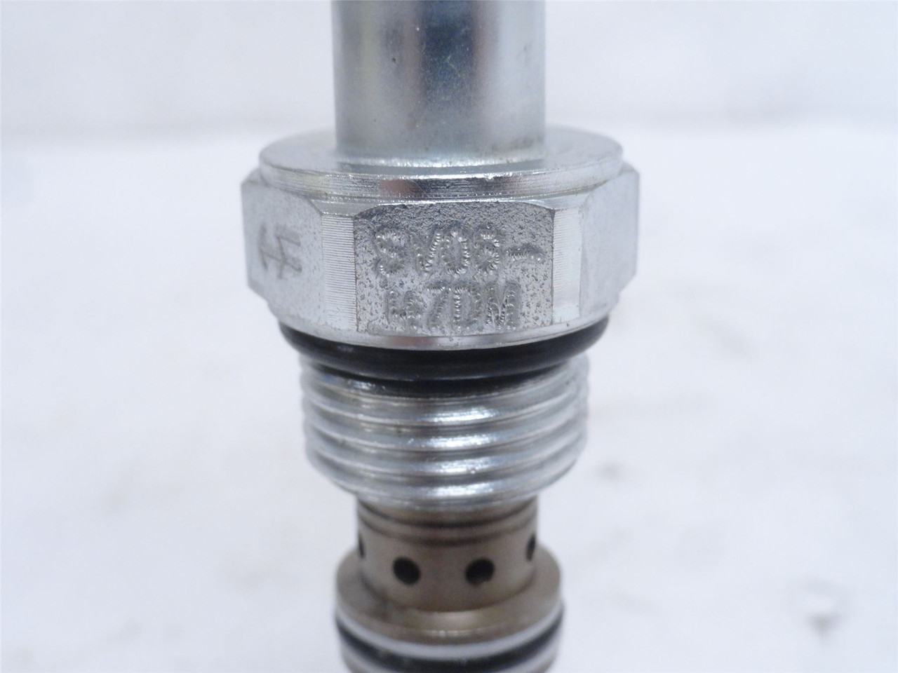 Hydraforce SV08-47DM; Directional Control Valve; 4-Way; 3-Pos