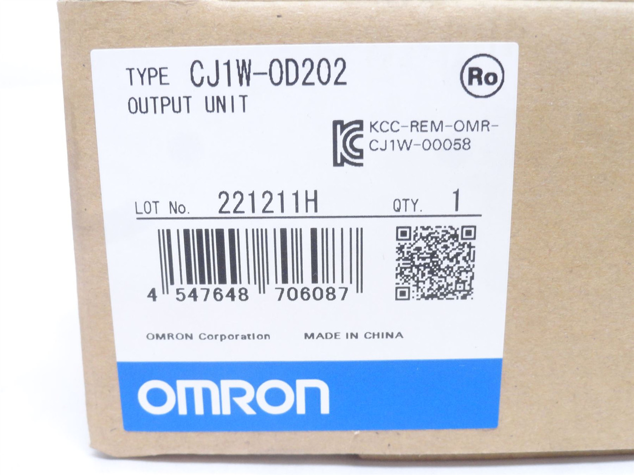 Omron CJ1W-OD202; Digital Output Unit 24VDC; 8-Transistor Out