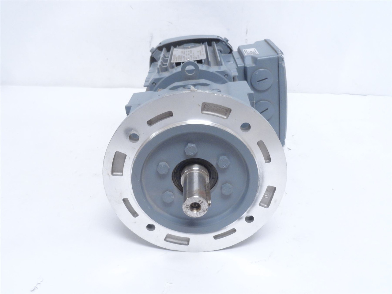SEW RF17DRN71M4/E18C; AC Gear Motor 13:1 Ratio 0.67kW 480VAC