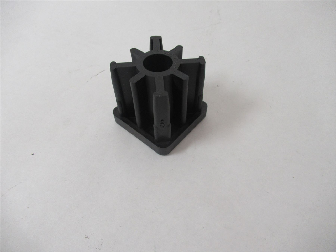 Value Guide VG-556-B58; SquareThreadedTubeEnd 5/8"-11 Thread