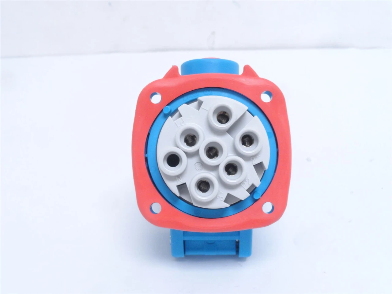 Meltric 33-14043-972-4X; DS20 Receptacle; 20A; 480VAC; 3P+G