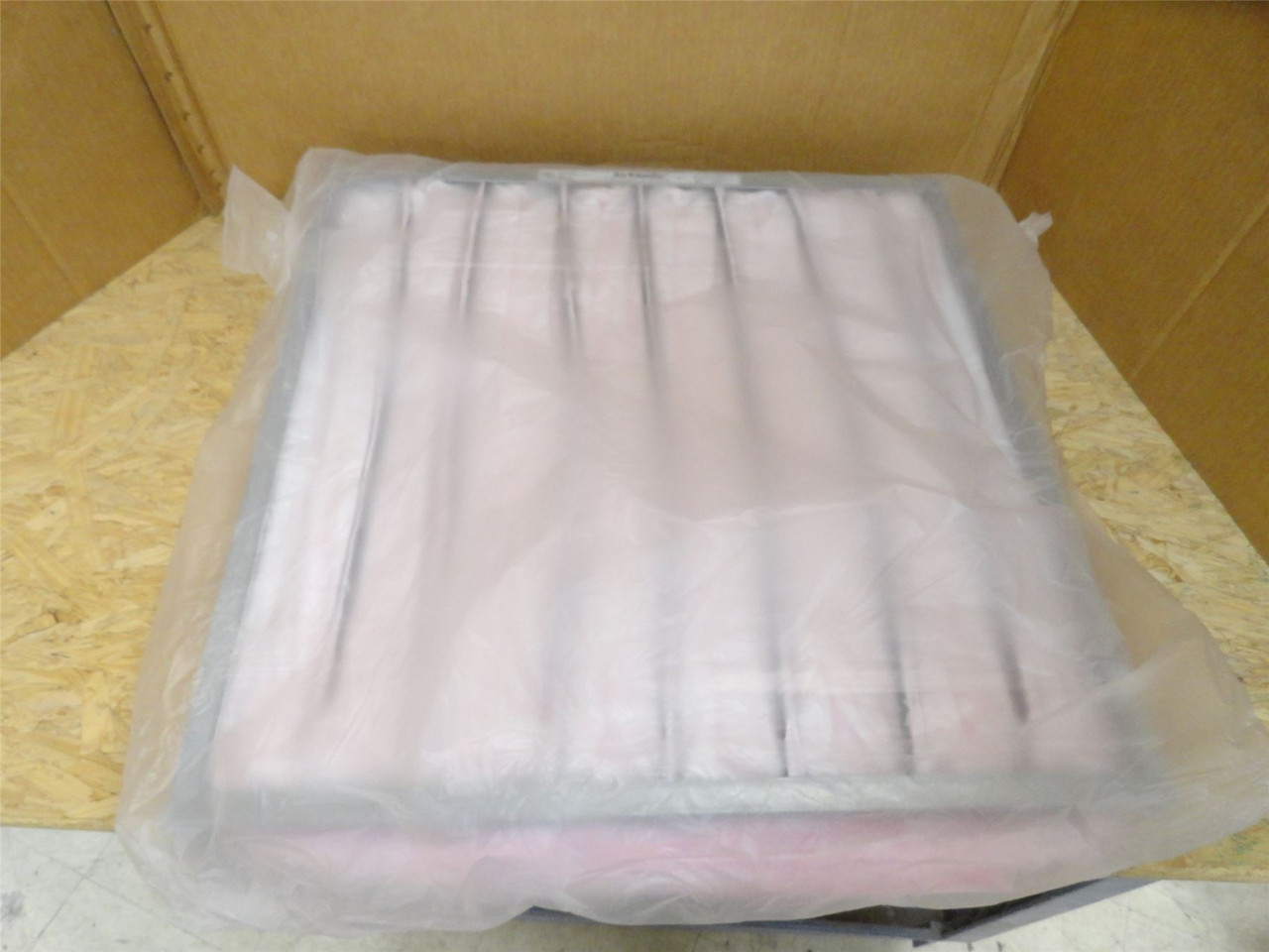 Air Handler 6B631; Lot-2; Pocket Air Filters; 24" x 24" x 22"